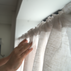 How to hang curtains