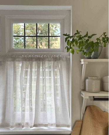 Chichester Slot Top Cafe Curtain M2M