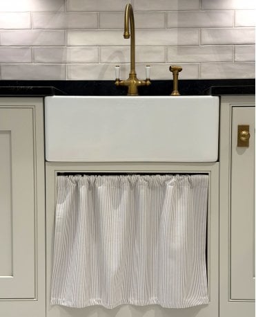 Breton Undercounter Curtain M2M