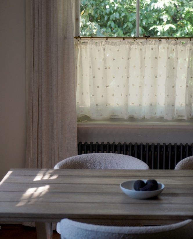 Clarke & Clarke Mitton Daisy Linen Blend Tape Top Cafe Curtain M2M