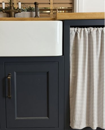 Gingham Undercounter Curtain M2M