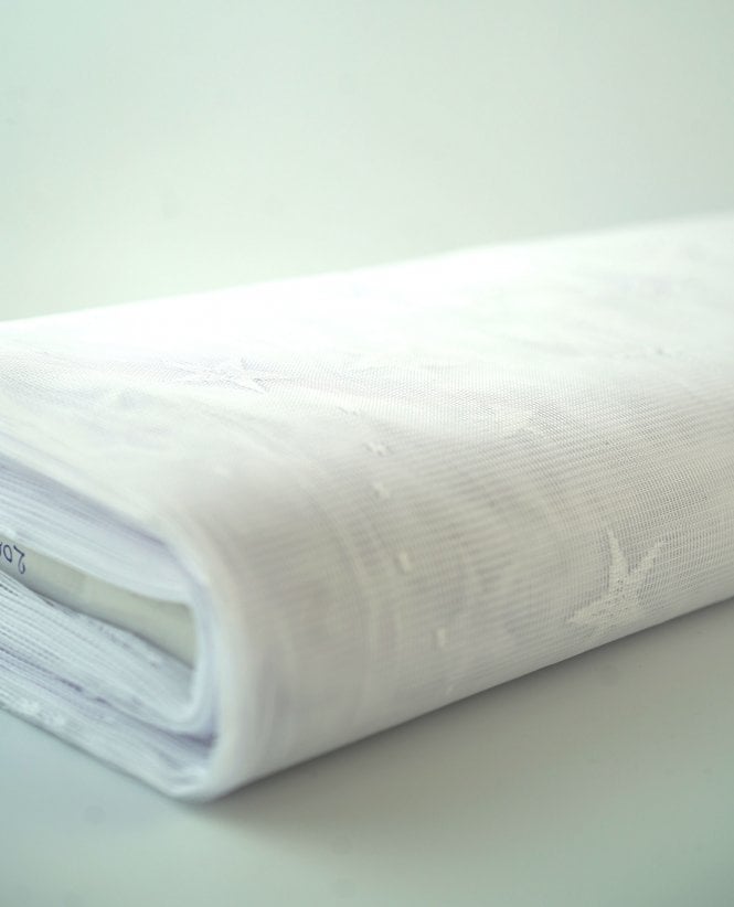 Infinity White Net Complete Roll