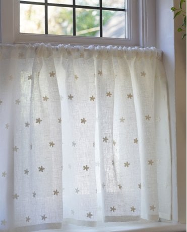 Mitton Daisy Linen Blend Slot Top Cafe Curtain M2M