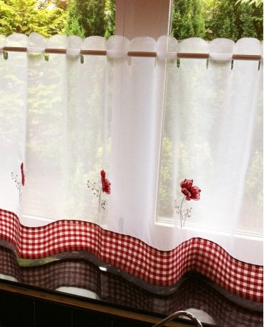 Poppies Voile Cafe Panel
