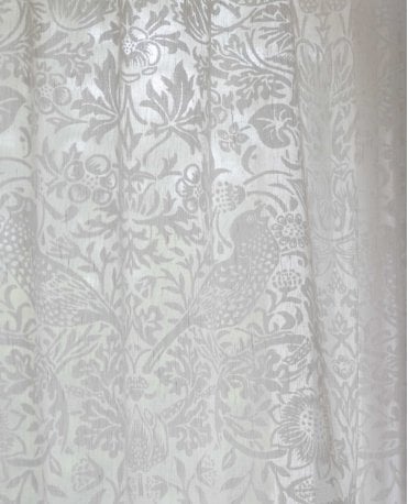 Strawberry Thief Sheer Curtain M2M